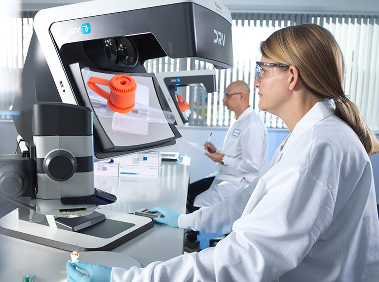 DRV-Stereo-CAM-medical-device-floating-image-768×572 DRV Stereo CAM 3D digital stereo microscope biomed application tissue flask