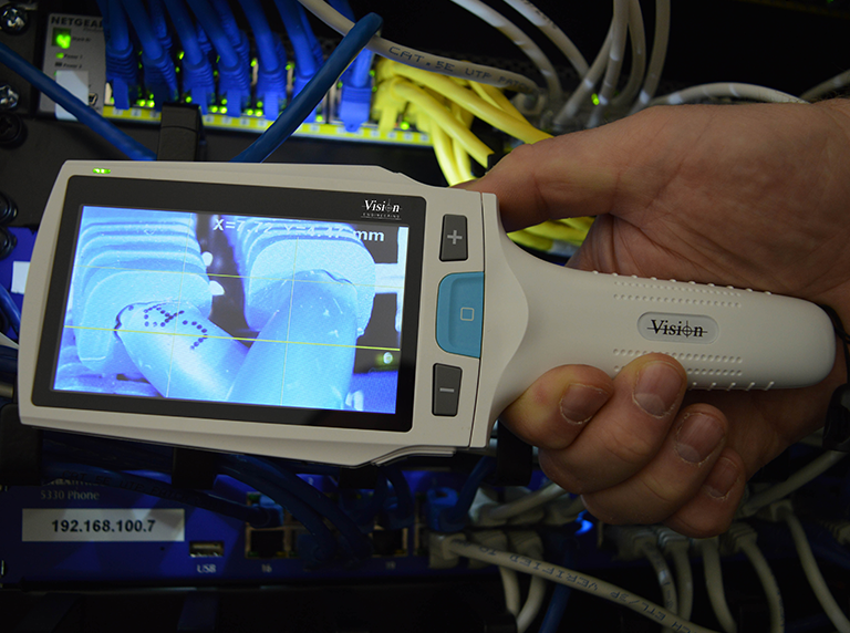 CamBeta-portable-digital-inspection-feature-image1-cabinet-768x572px.jpg 02-Swift-PRO-measuring-microscope-user-AB V19 495