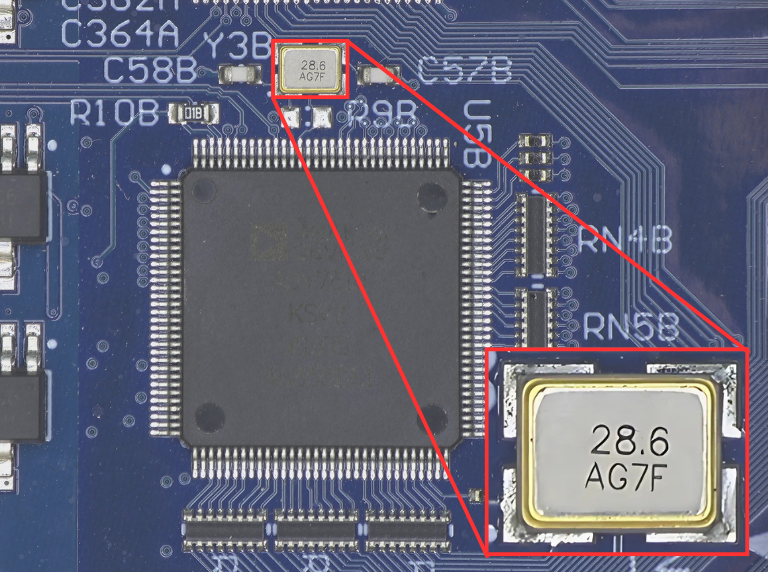 Halo_4k_web-768×572 HALO microscope inspecting a PCB in 4K